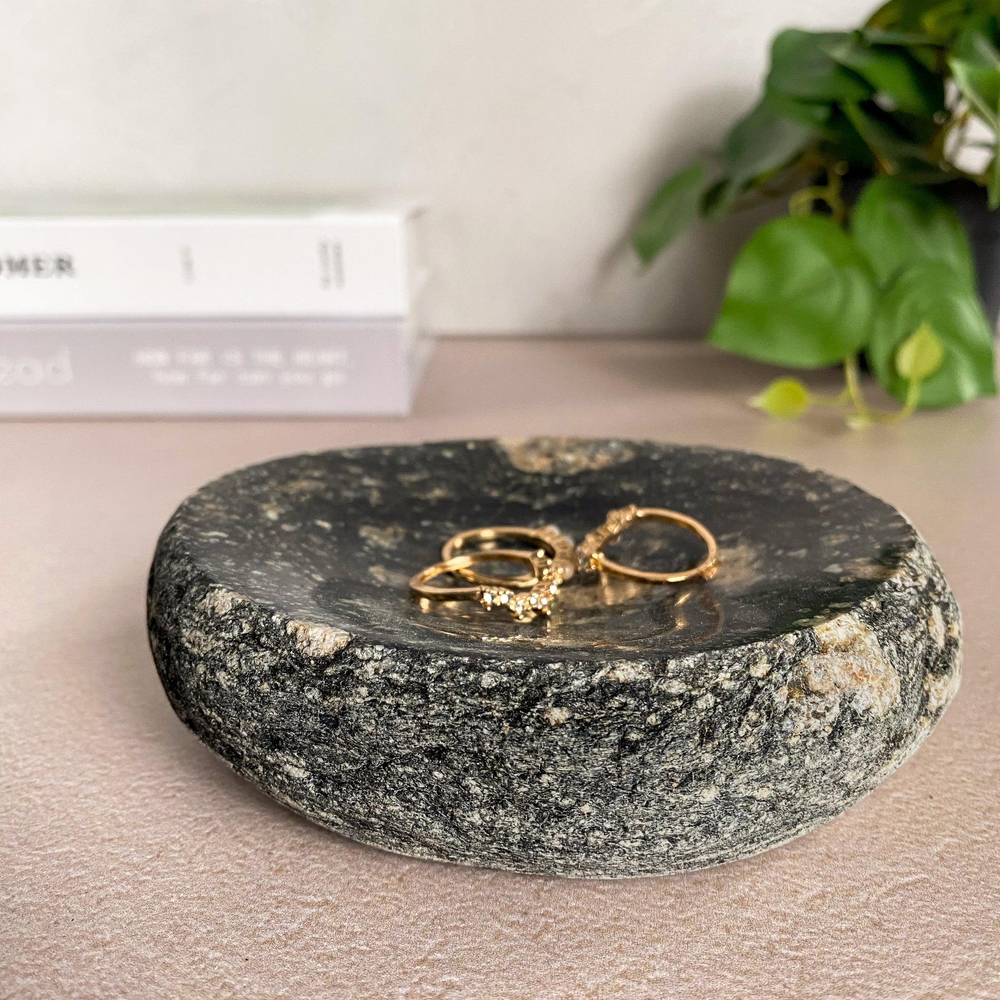 Stone Dish-1