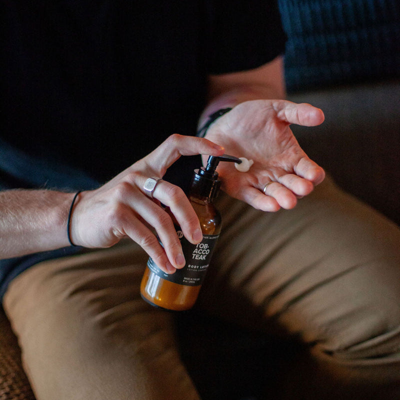 Tobacco Teak Body Lotion-zoom-