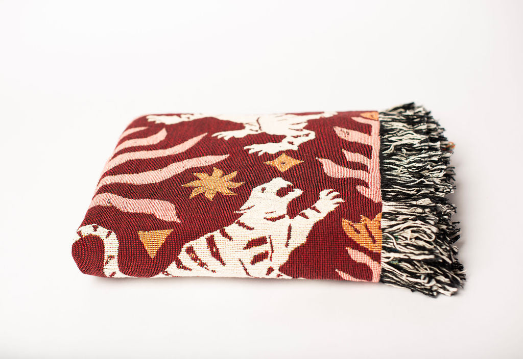 Leona Solstice Red Tiger Folk Art Jacquard Woven Throw Blanket-zoom-5