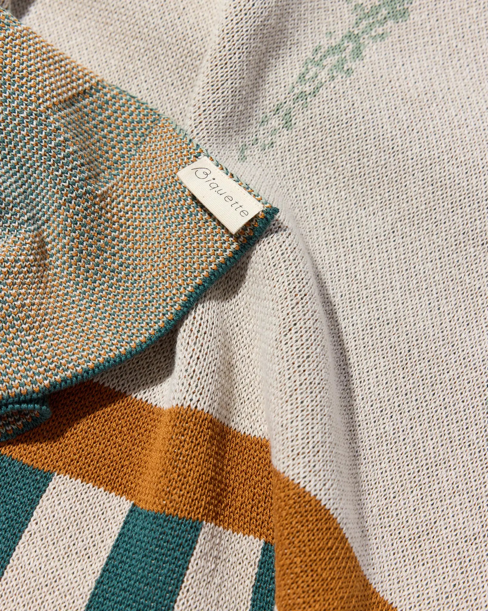 Lovebirds Throw Blanket-zoom-8