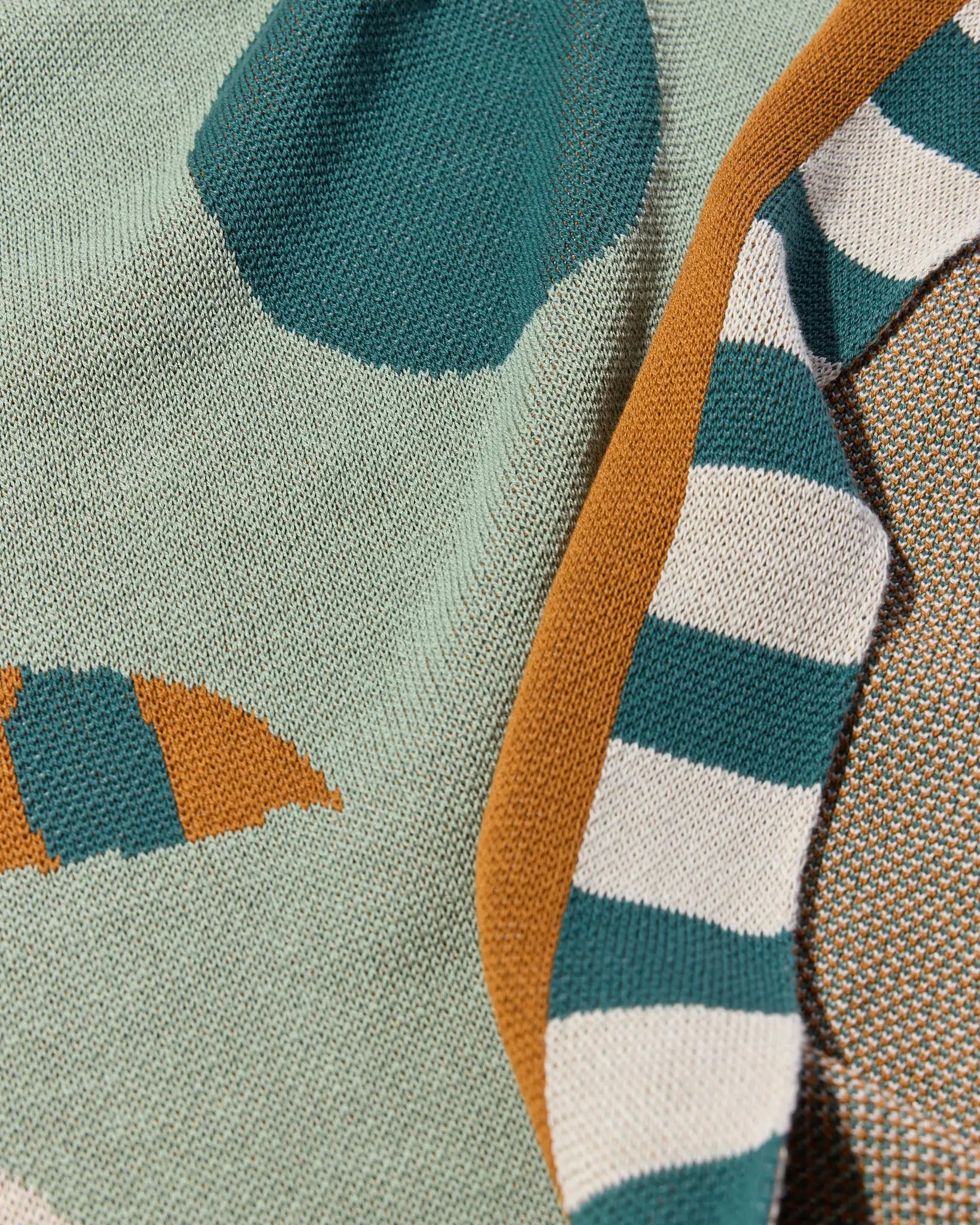 Lovebirds Throw Blanket-zoom-9