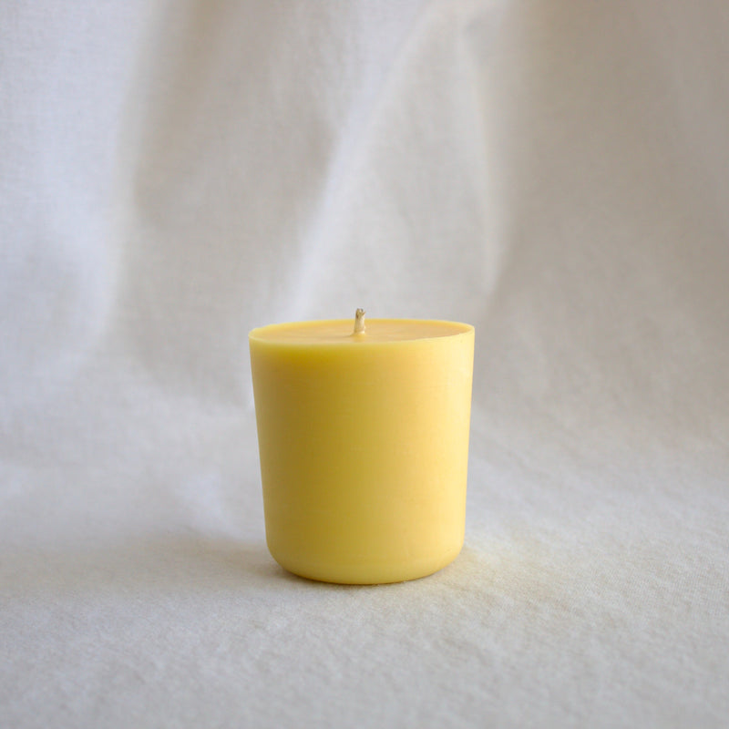 Sonnets of Honey Beeswax Candle-zoom-