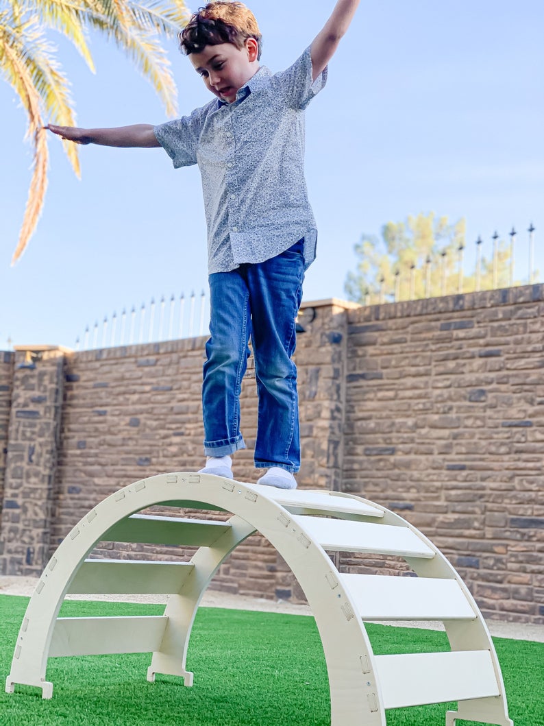 LUCAS | Climbing Arch-2