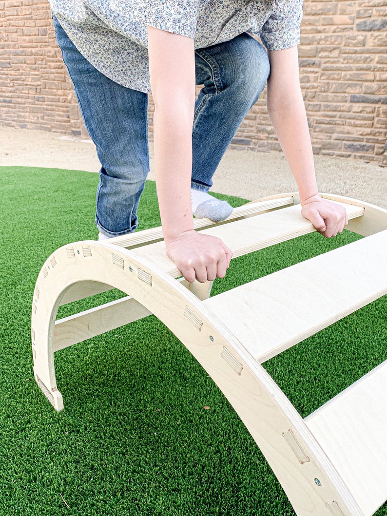 LUCAS | Climbing Arch-zoom-