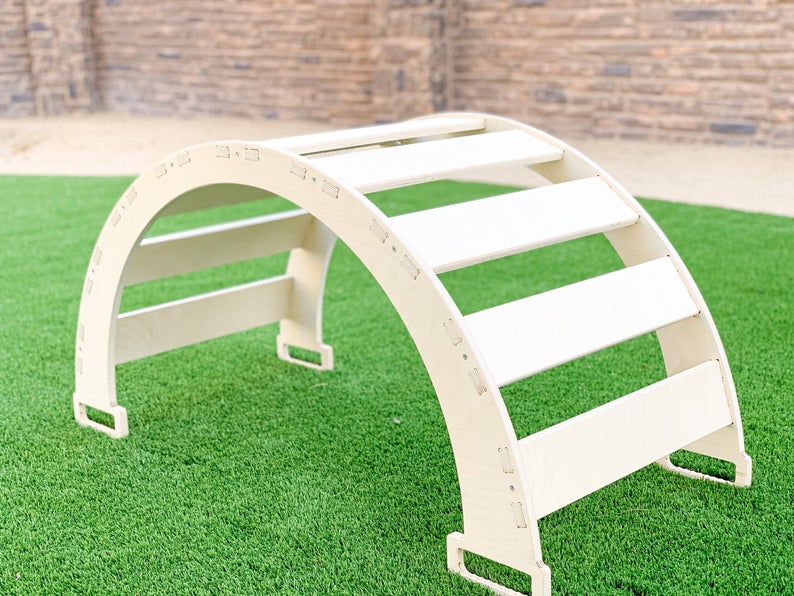 LUCAS | Climbing Arch-zoom-