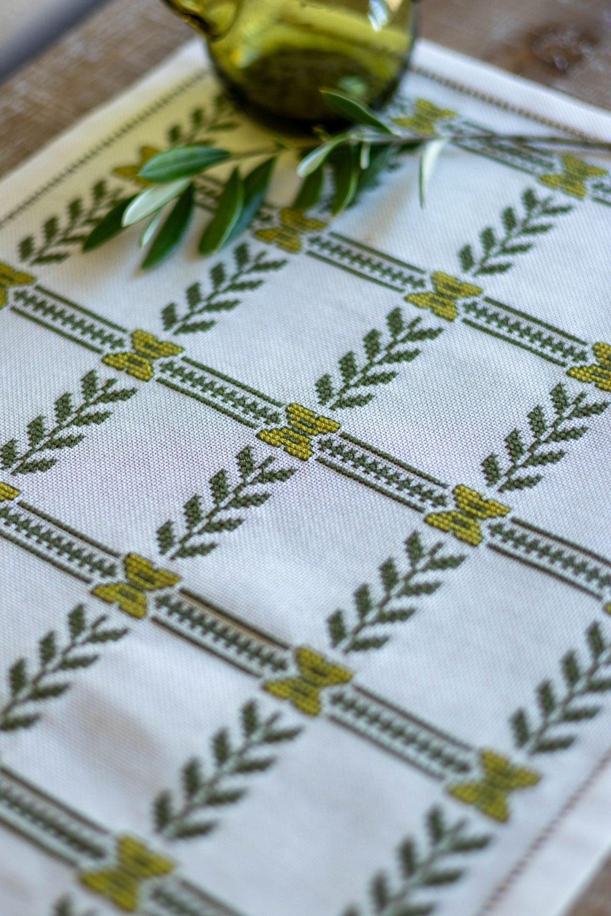 Olive Branch cross stitch folk embroidery kit-2