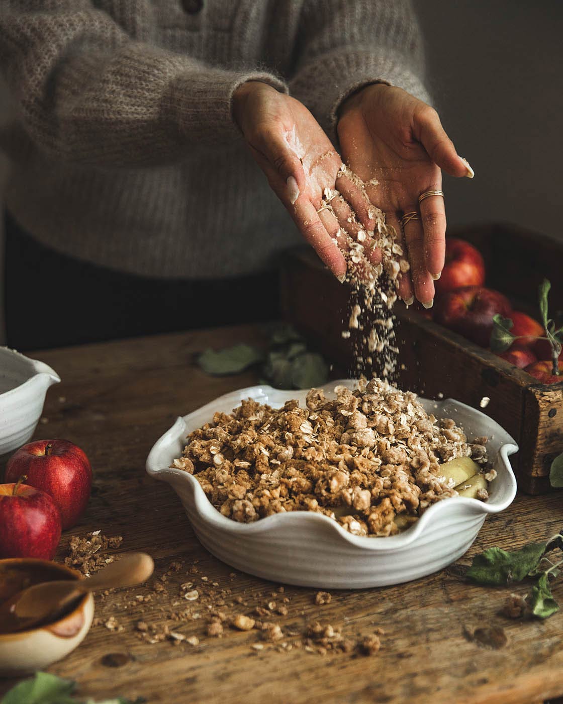 Laurel Pie Dish-5