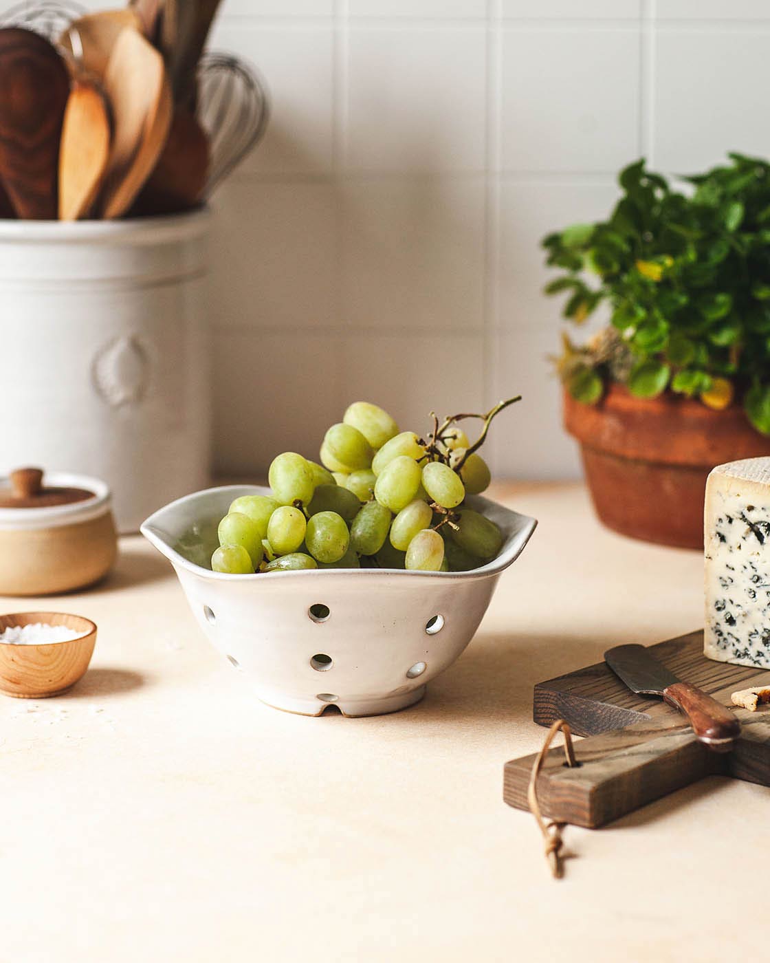 Windrow Berry Bowl-zoom-5