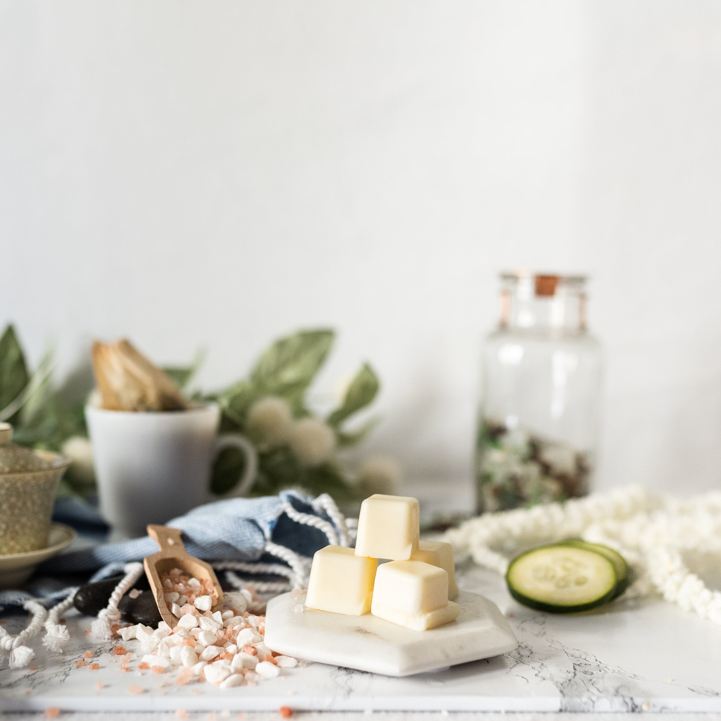 Sea Salt Jasmine Candle, Wax Melt, Diffuser & Room Spray-zoom-8