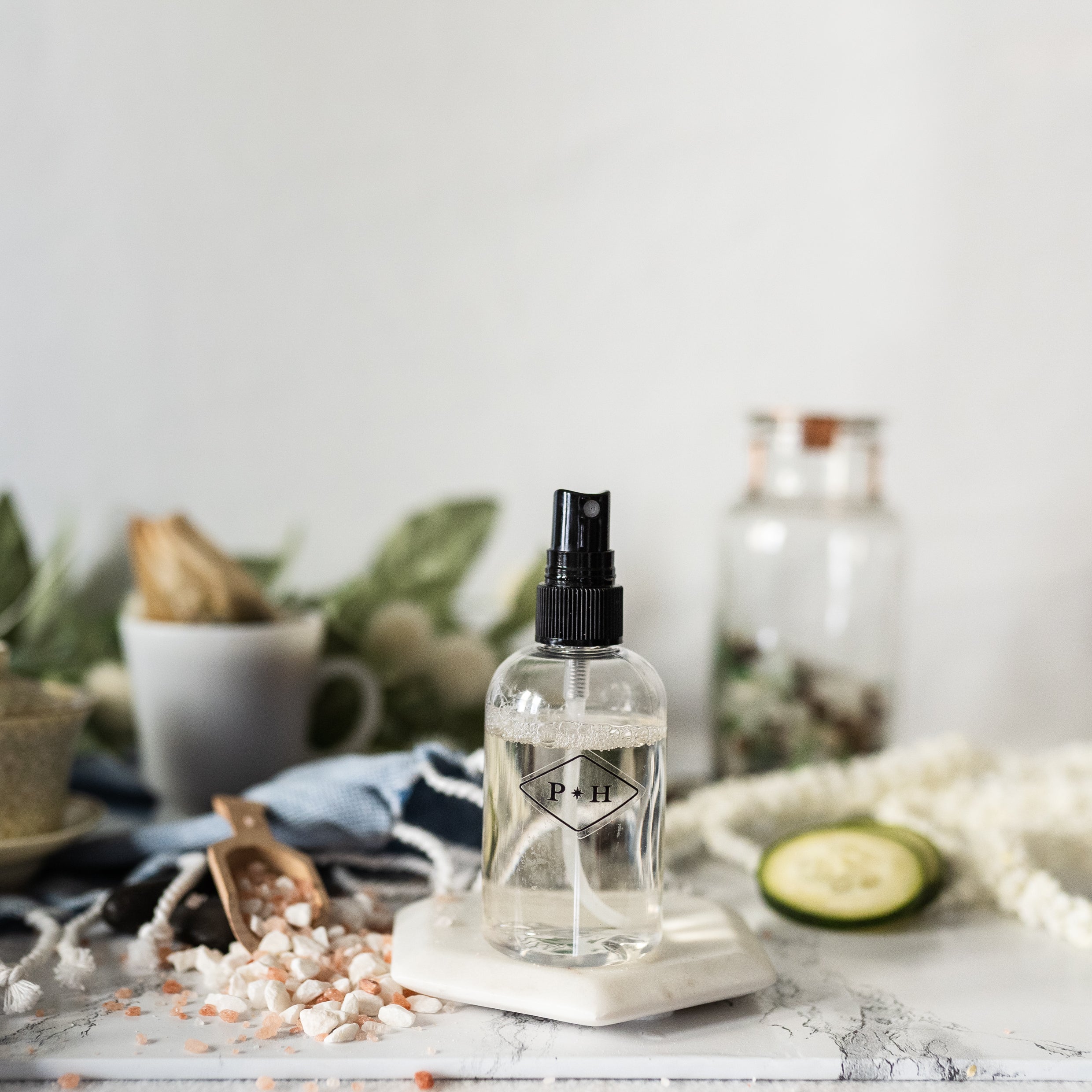 Sea Salt Jasmine Candle, Wax Melt, Diffuser & Room Spray-zoom-7