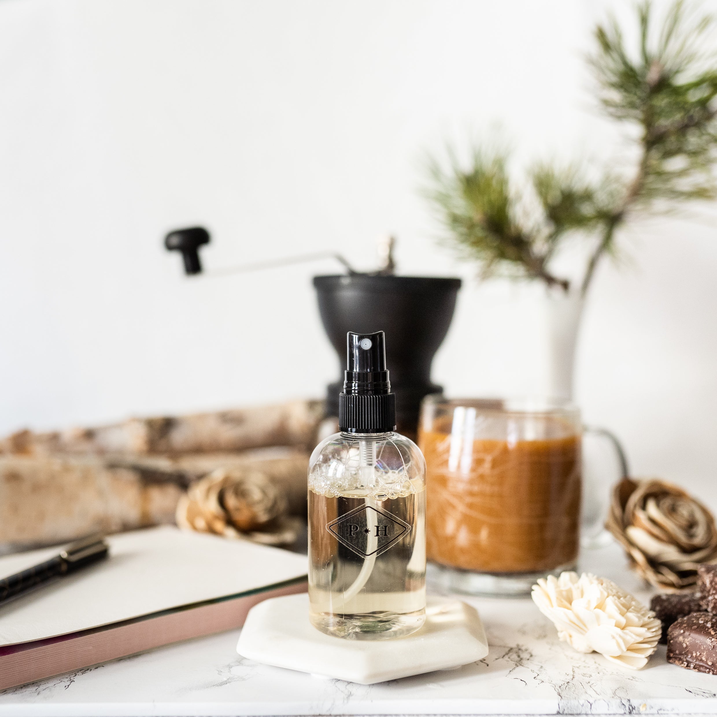 White Birch & Spruce Candle, Wax Melt, Diffuser & Room Spray-zoom-7