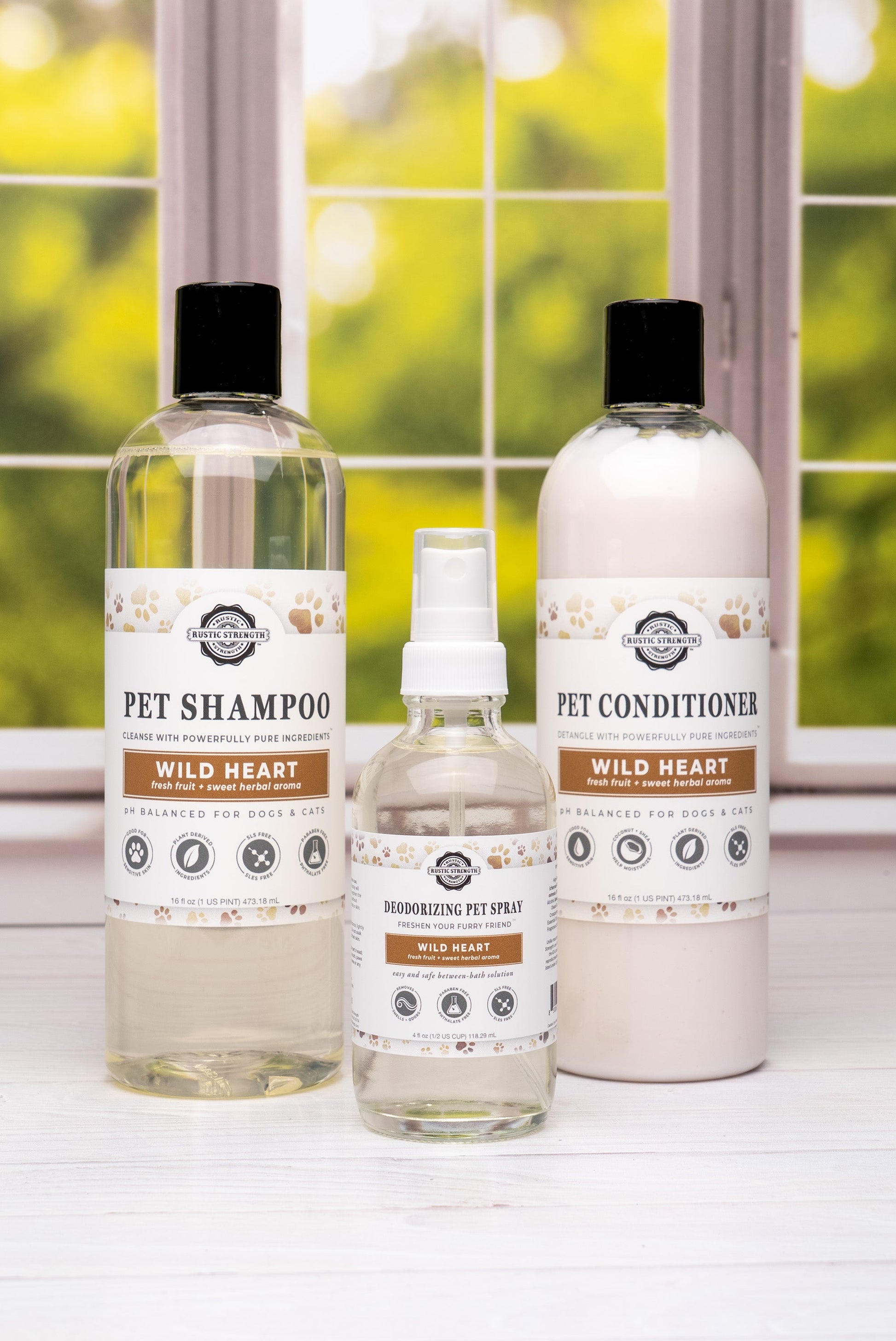 Deodorizing Pet Spray | The Between-Wash Wonder-3