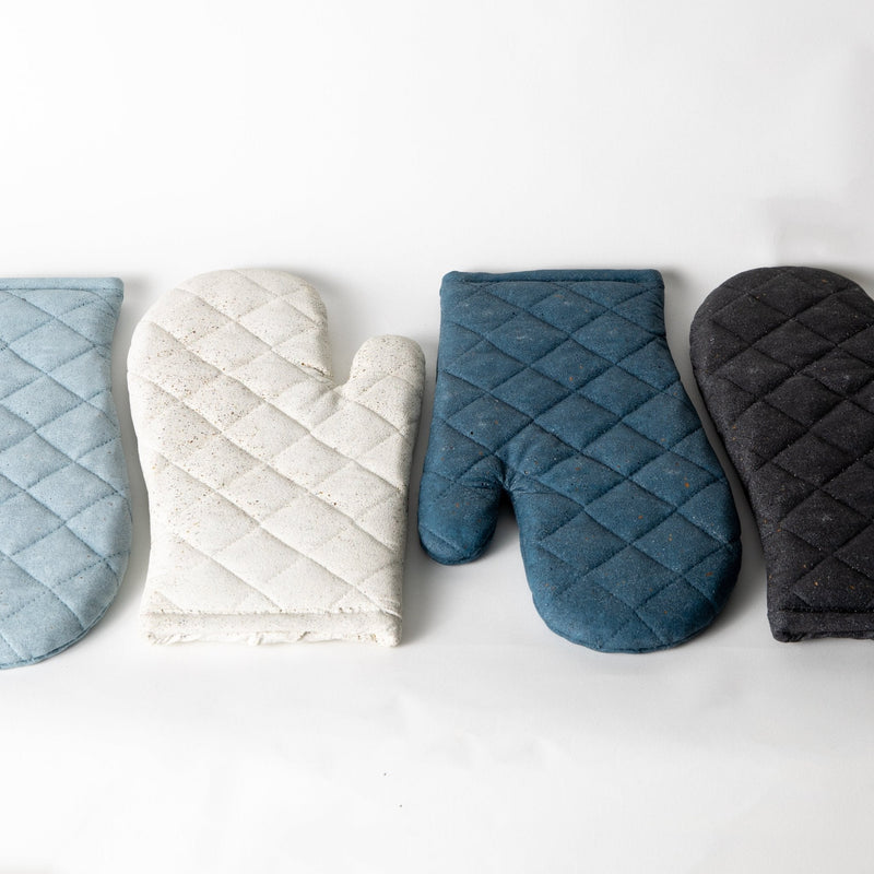 Oven Mitt Trivet | White Terrazzo-zoom-