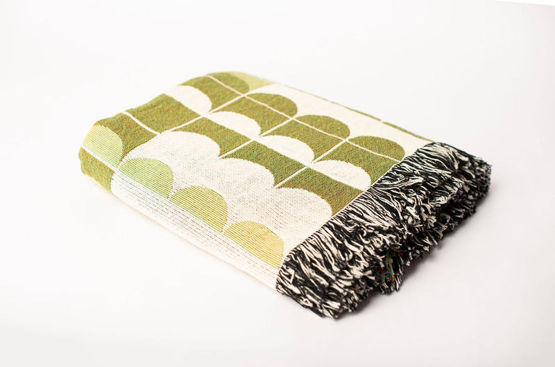 Quinn Meadow Green Geometric Scallop Jacquard Woven Throw Blanket-zoom-