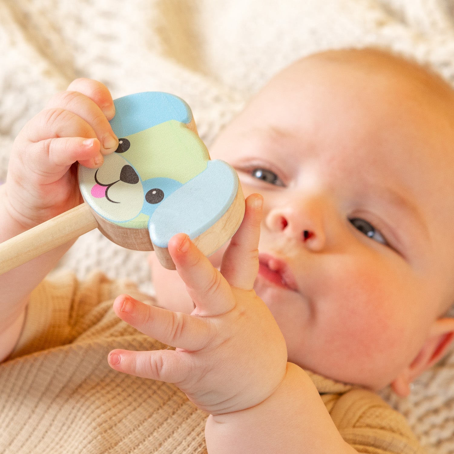 Grasp & Giggle Lion Rattle-3