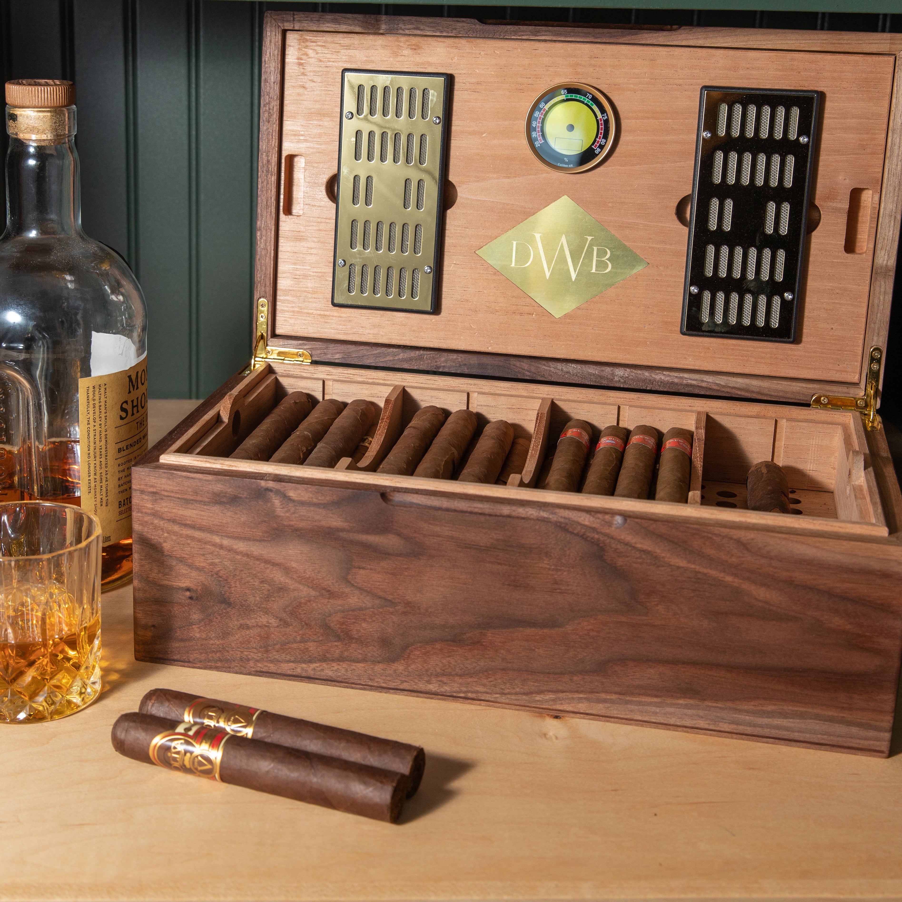 Cigar Humidor |  Black Walnut with Spanish Cedar Lining - 80 Capacity-zoom-4