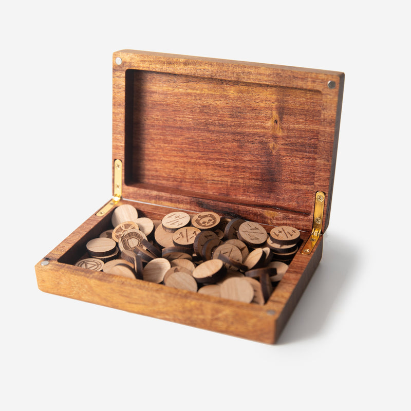 Magic: The Gathering | 66-Piece Counter & Token Set with Hardwood Case-zoom-