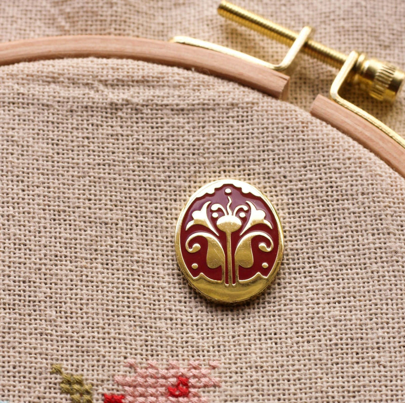 Rhodora Needleminder-zoom-