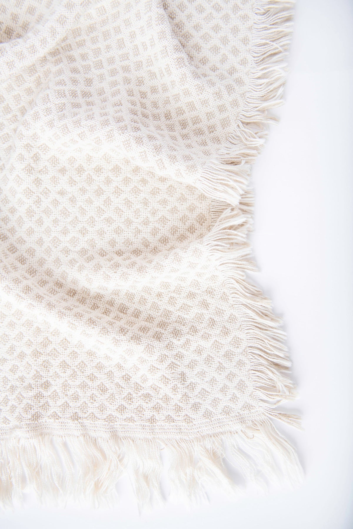 Rowan Cream and Beige Diamond Jacquard Woven Throw Blanket-zoom-1