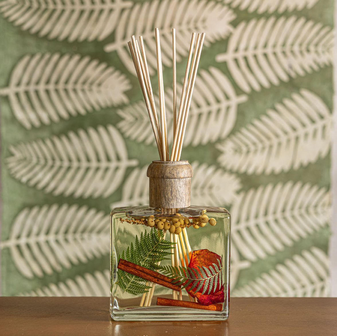 Signature Botanical Reed Diffuser | Spicy Apple-zoom-2