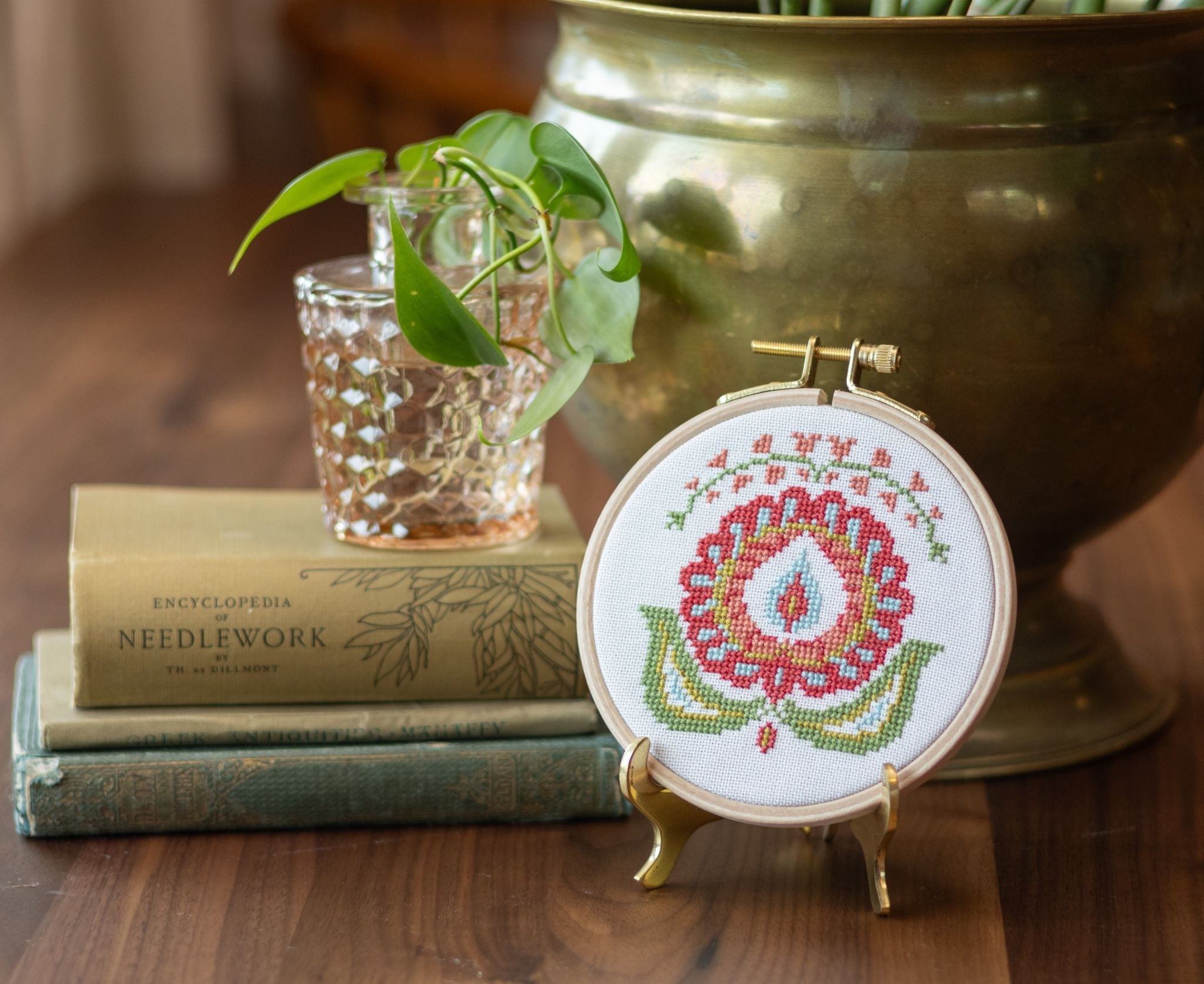 Santorini Peony Cross Stitch Hoop Kit-zoom-3