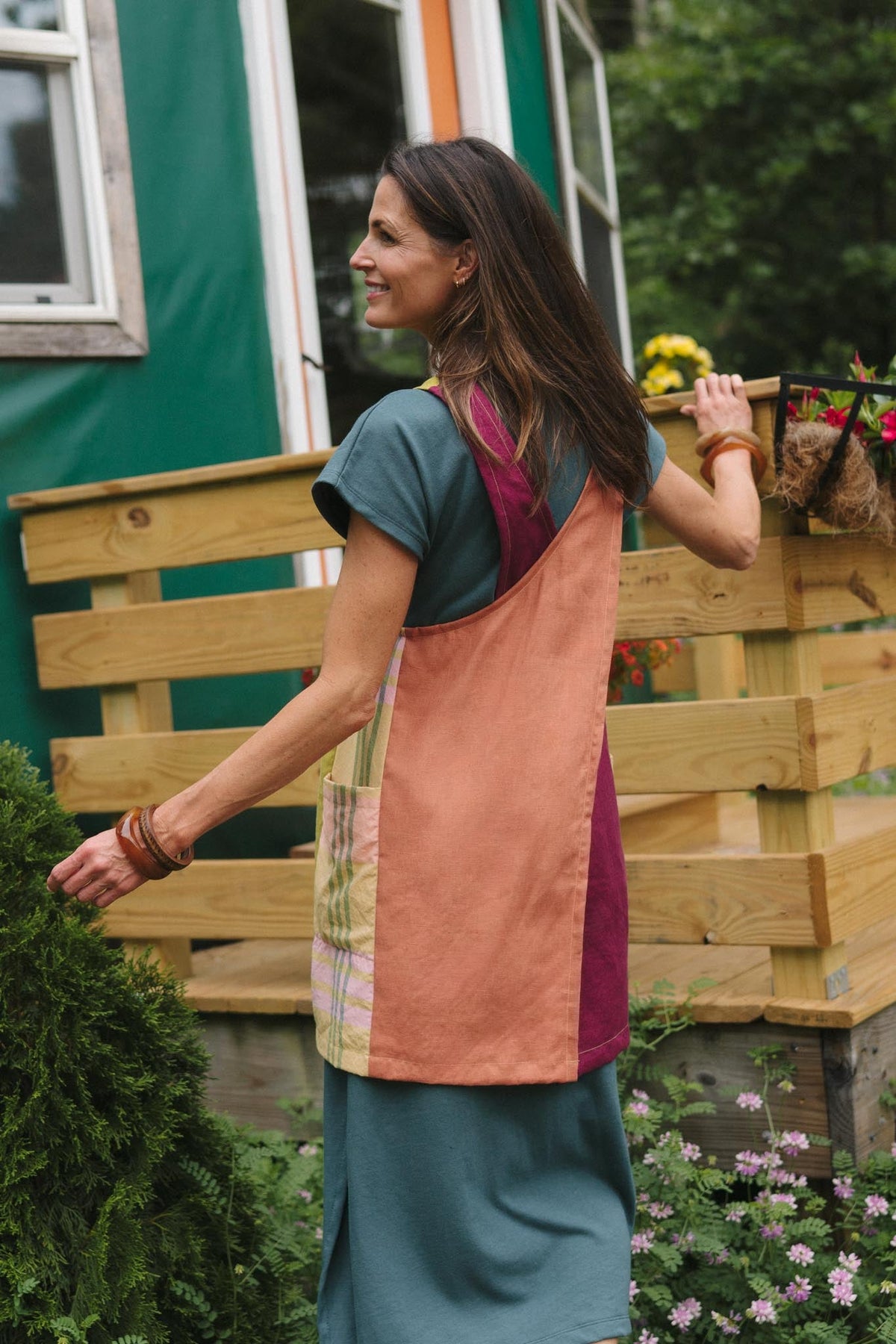 Greenhouse Apron in Passion Fruit-1