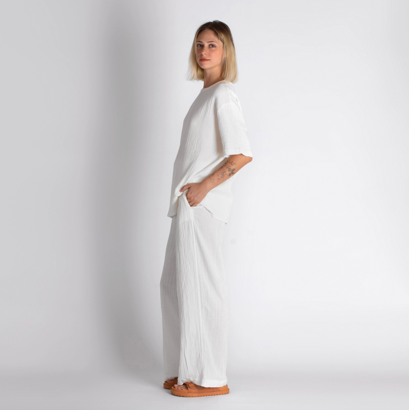 Double-Layered Muslin T-Shirt-zoom-3