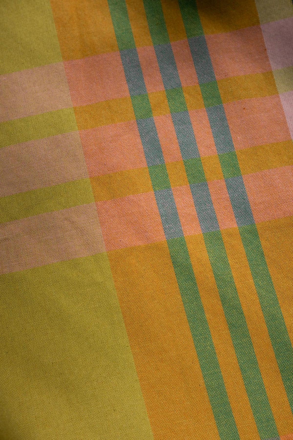 Greenhouse Apron in Passion Fruit-zoom-6