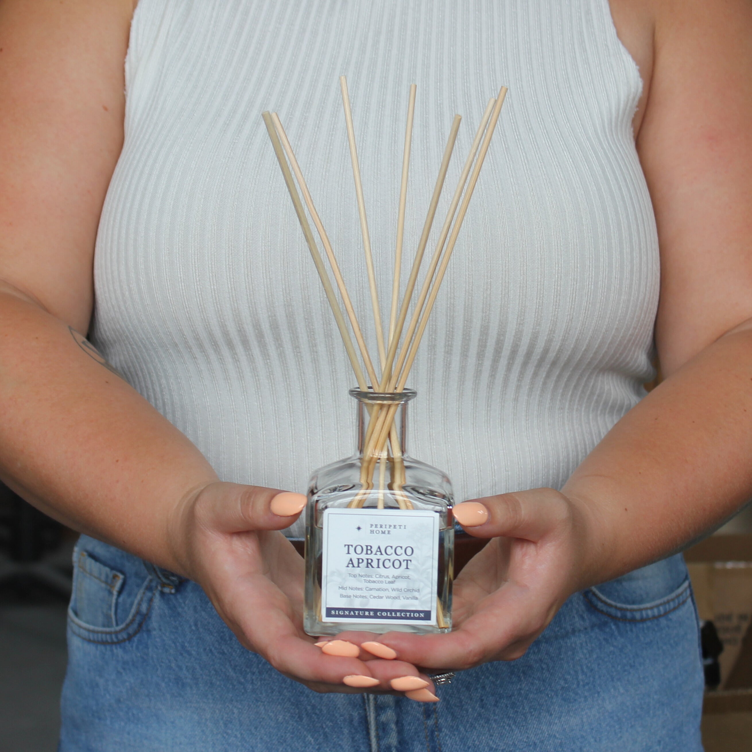 Tobacco Apricot Candle, Wax Melt, Diffuser & Room Spray-zoom-4
