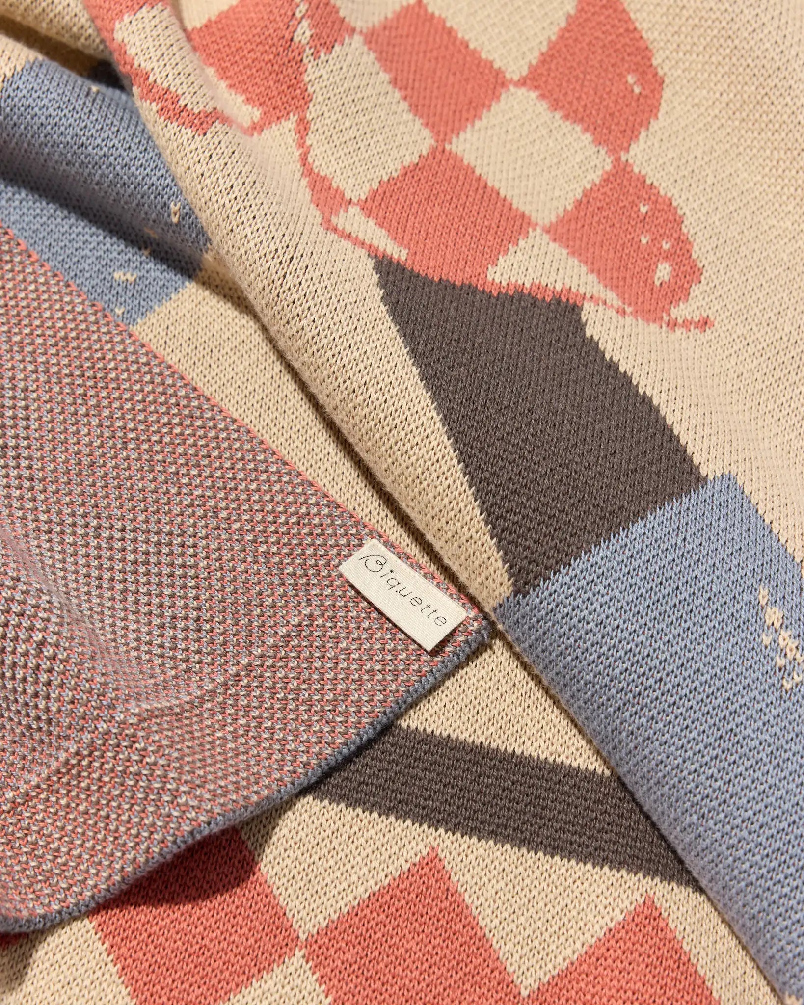 Un Beau Poisson Throw Blanket-zoom-10