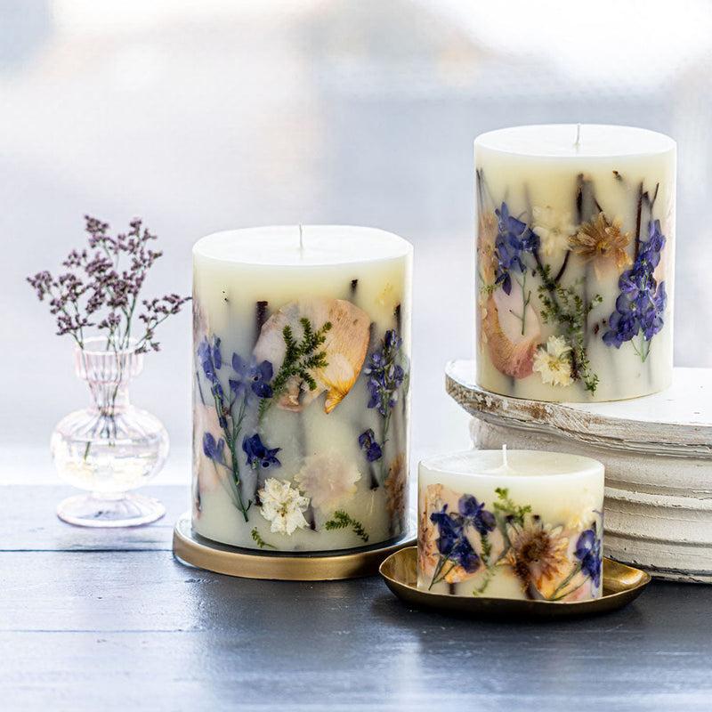 Signature Botanical Candle | Vanilla Rain-zoom-