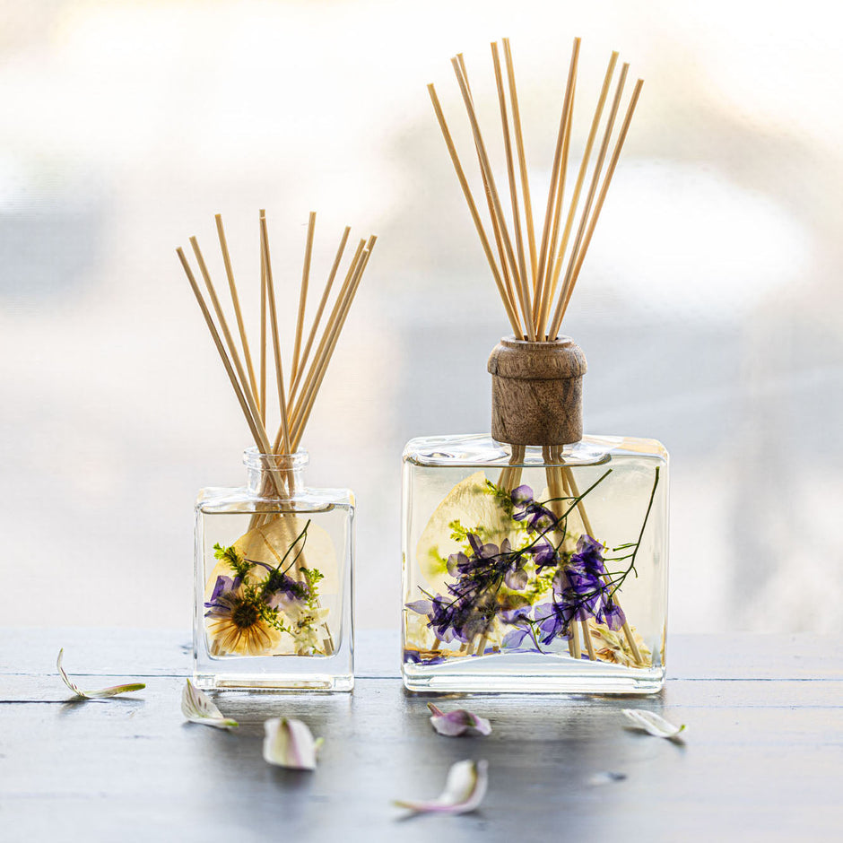 Signature Botanical Reed Diffuser | Vanilla Rain