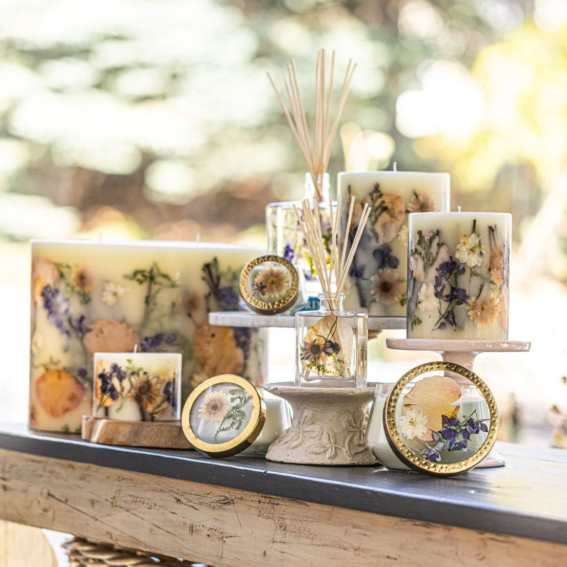 Signature Botanical Reed Diffuser | Vanilla Rain-zoom-4