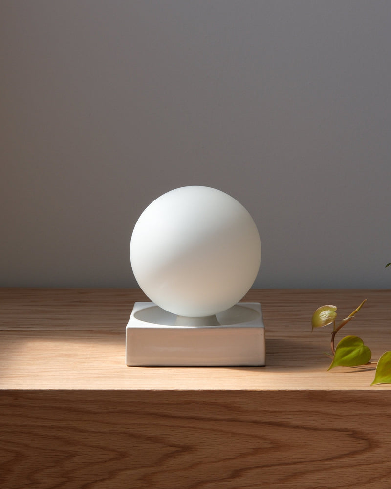 Cubic Table Lamp-zoom-