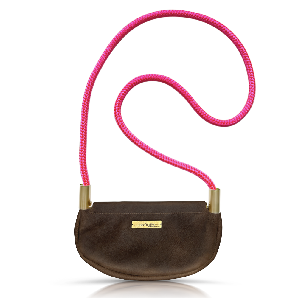 Clam Shell Bag in Brown Leather-23