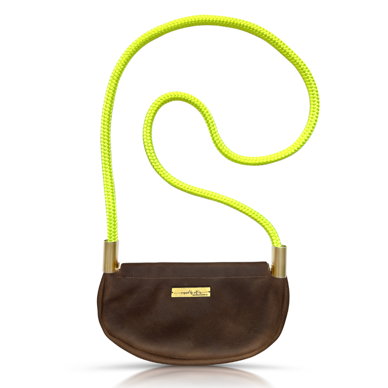 Clam Shell Bag in Brown Leather-zoom-