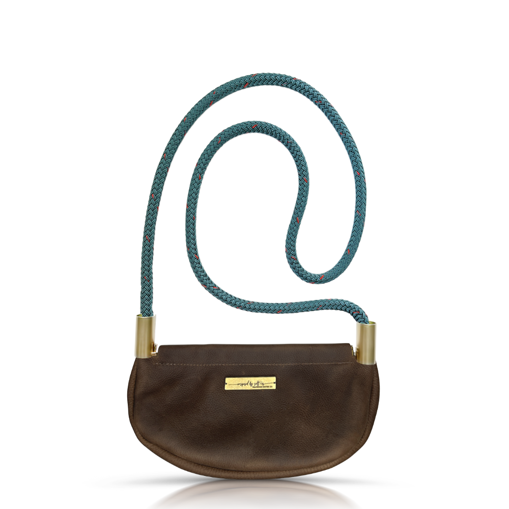 Clam Shell Bag in Brown Leather-18