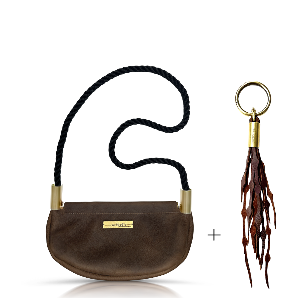 Clam Shell Bag in Brown Leather-zoom-41