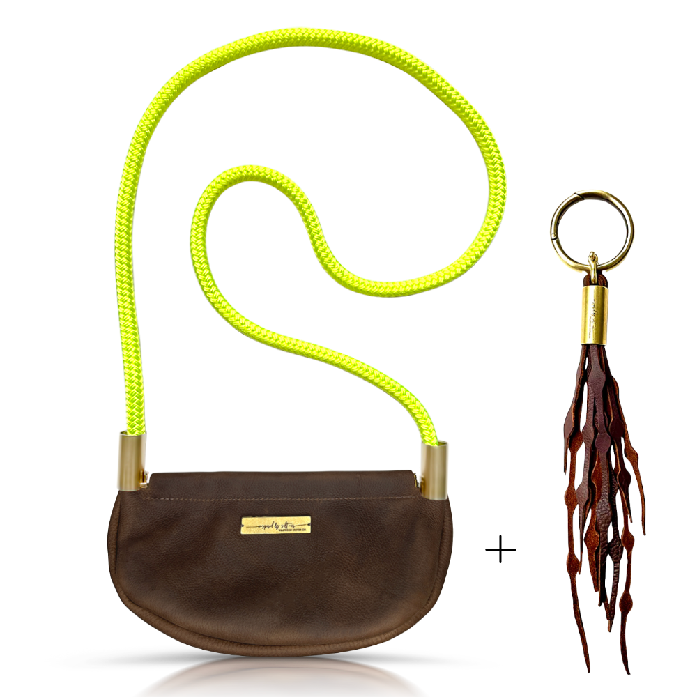 Clam Shell Bag in Brown Leather-zoom-48