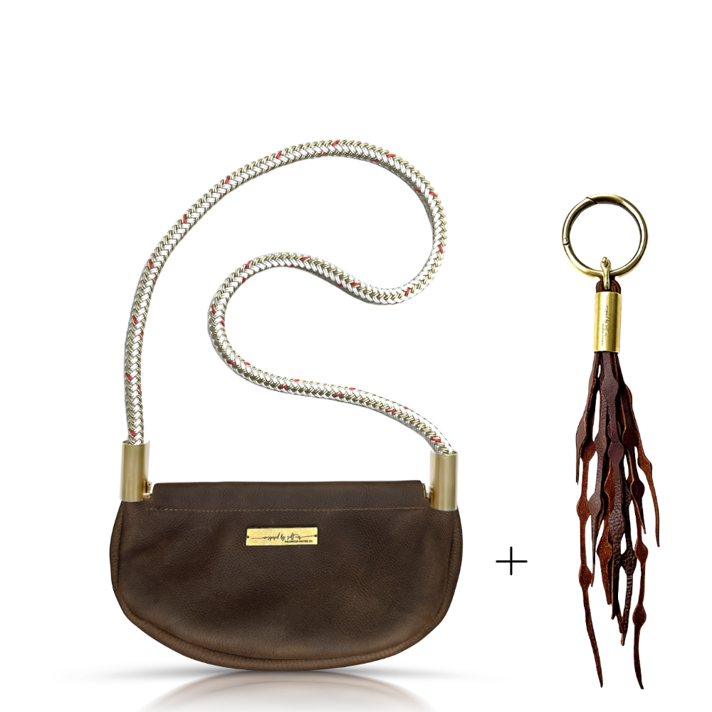 Clam Shell Bag in Brown Leather-35