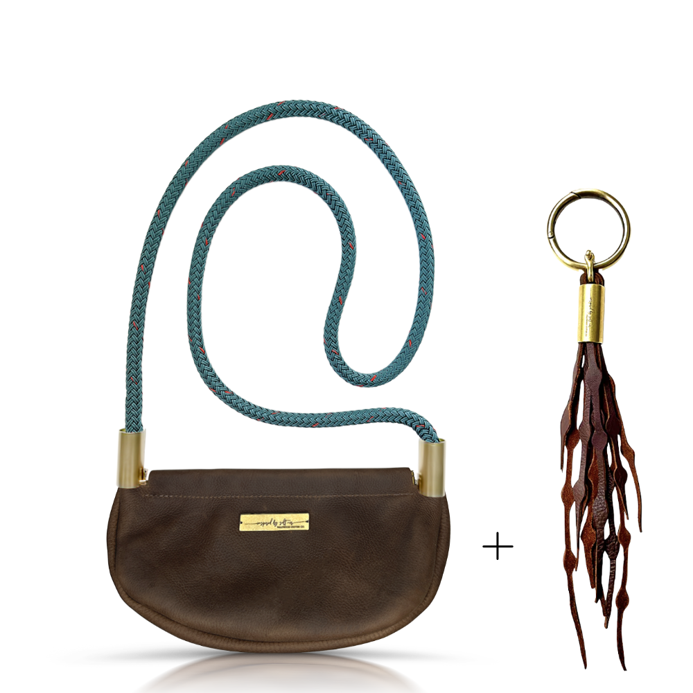Clam Shell Bag in Brown Leather-42