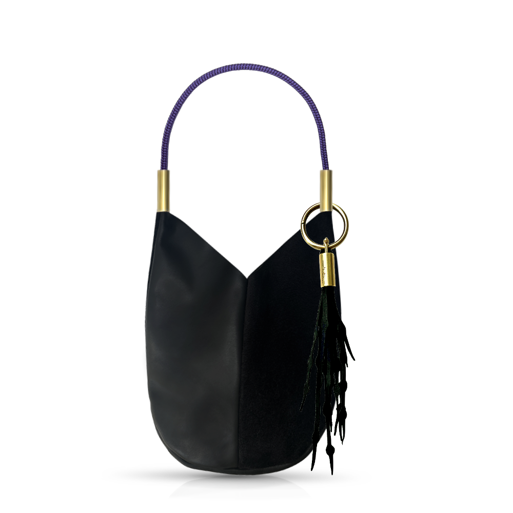 Mermaid Purse in Black Leather-15