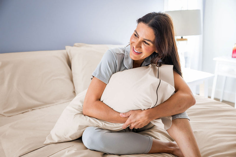 Cotton Bed Pillowcases with Classic Piping Design-zoom-