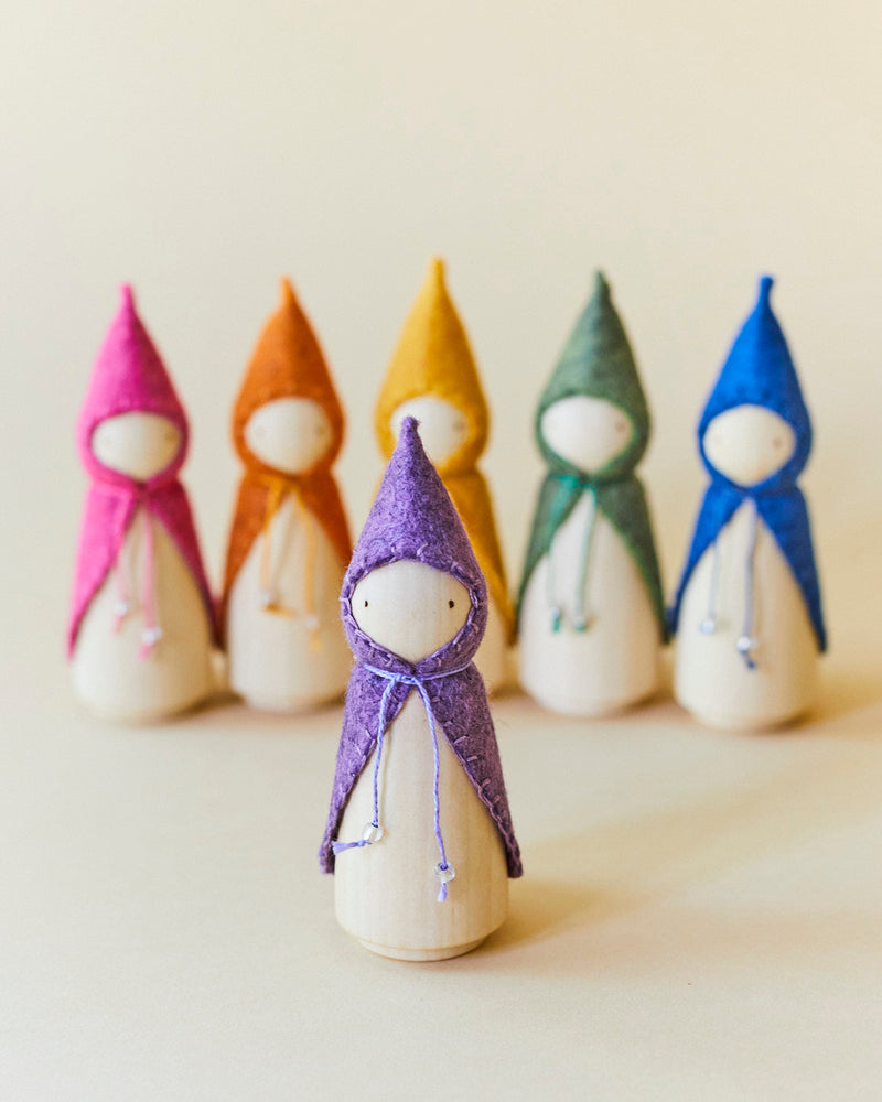 Purple Wooden Gnome-zoom-