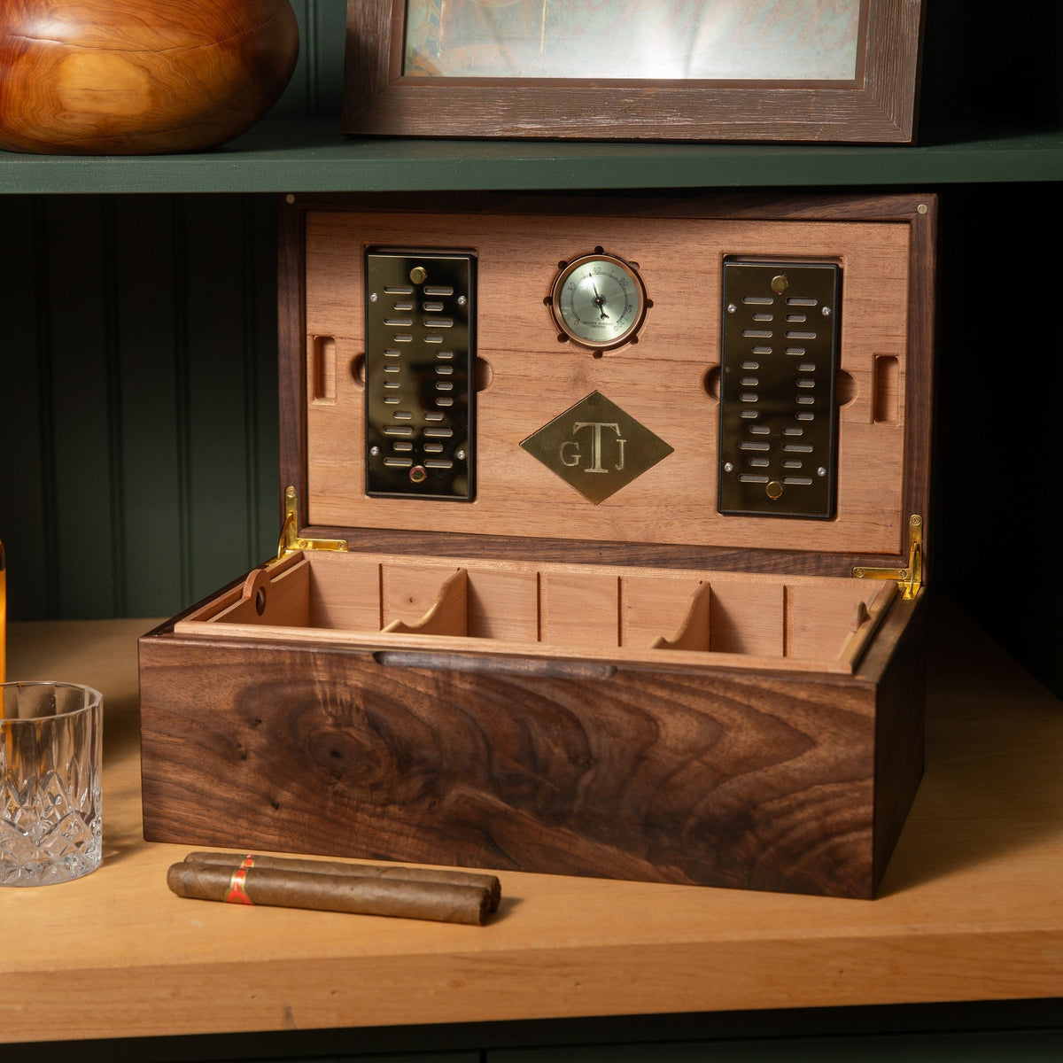 Cigar Humidor |  Black Walnut with Spanish Cedar Lining - 80 Capacity-zoom-21
