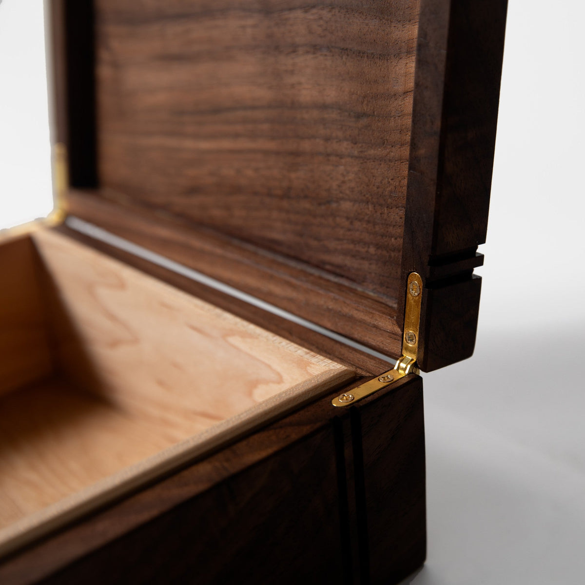 Keepsake Box | Black Walnut & Maple-zoom-15