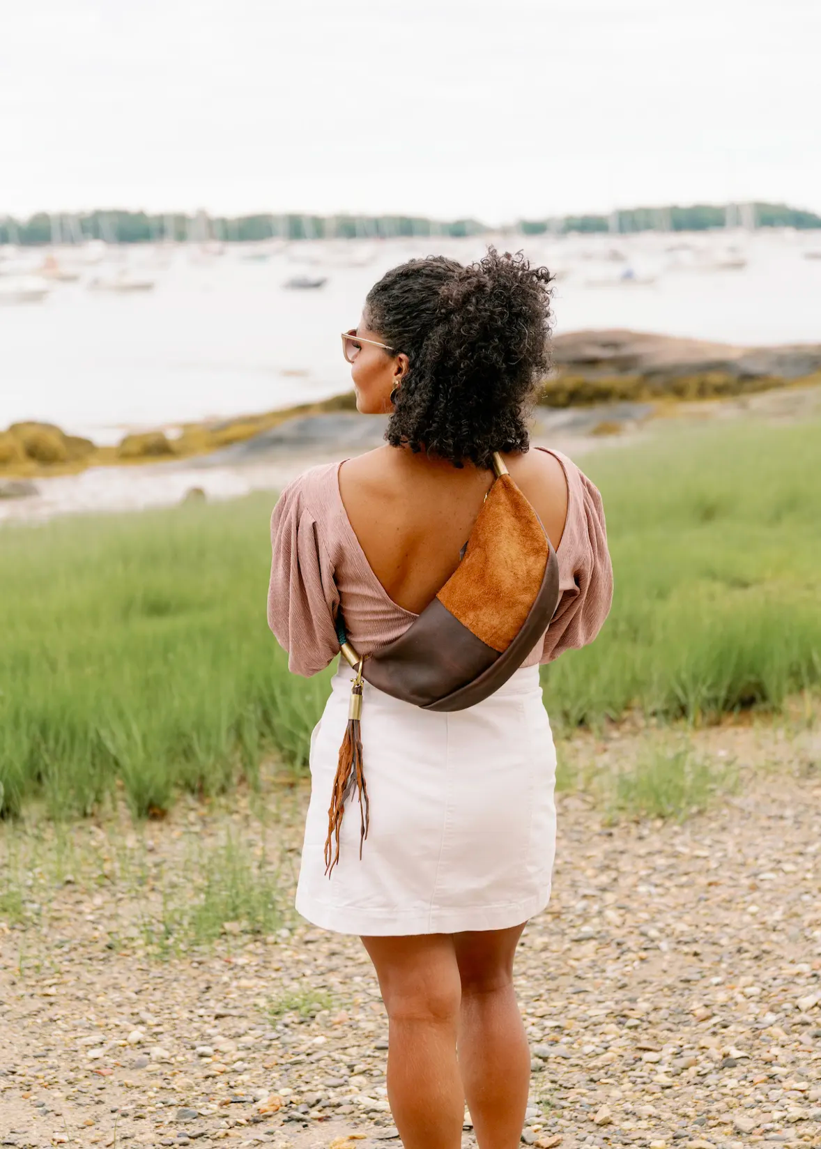Sling Bag in Brown Leather-25