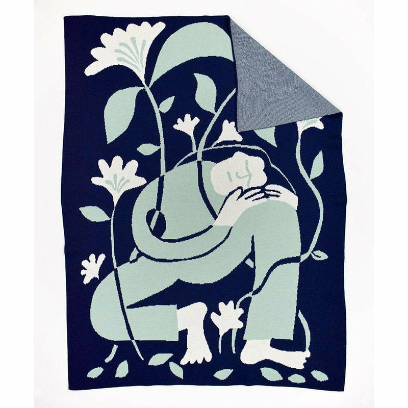 Grow Throw Blanket-zoom-