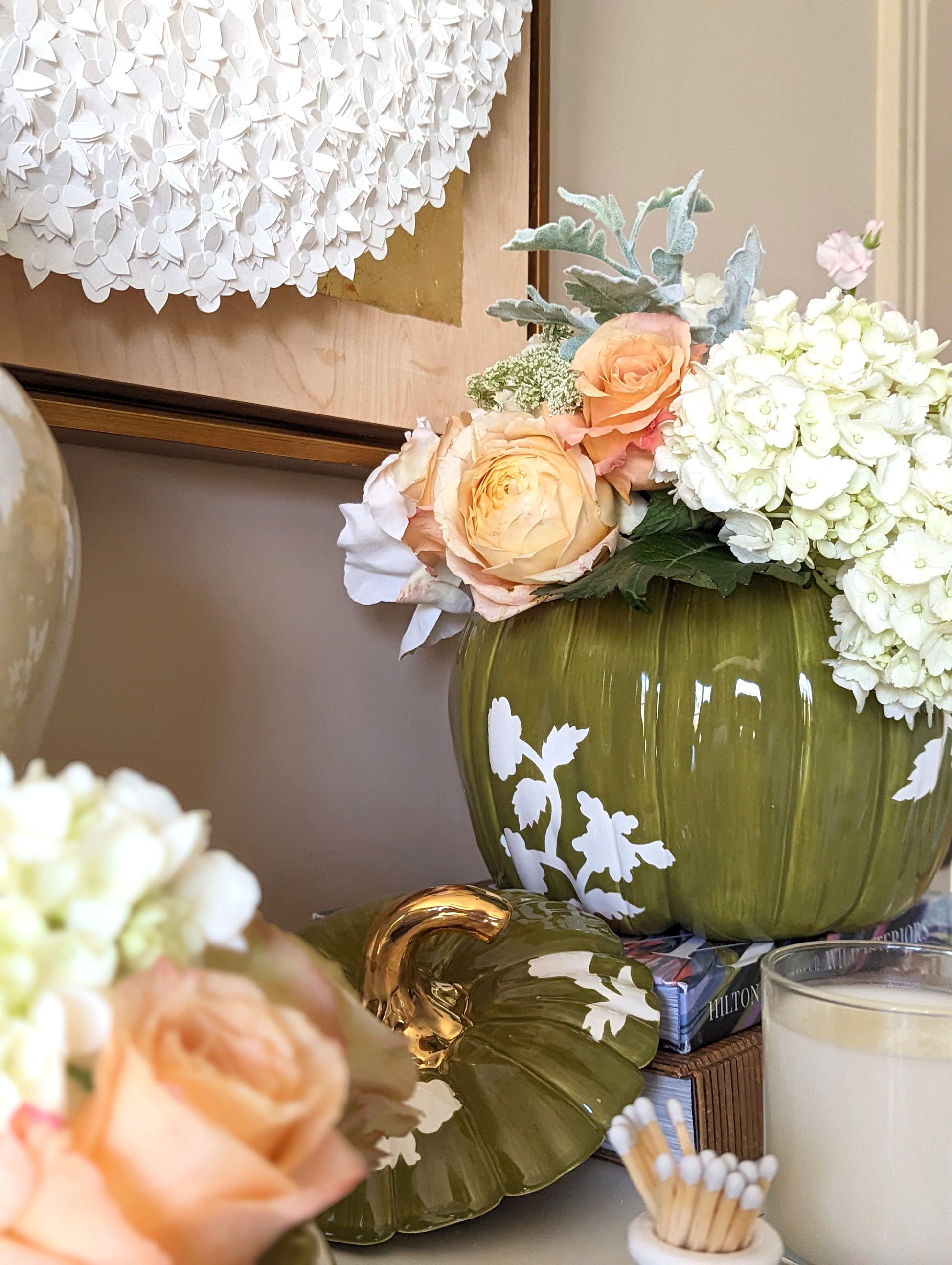 Chinoiserie Pumpkin Jars with 22K Gold Accents in Moss Green-4