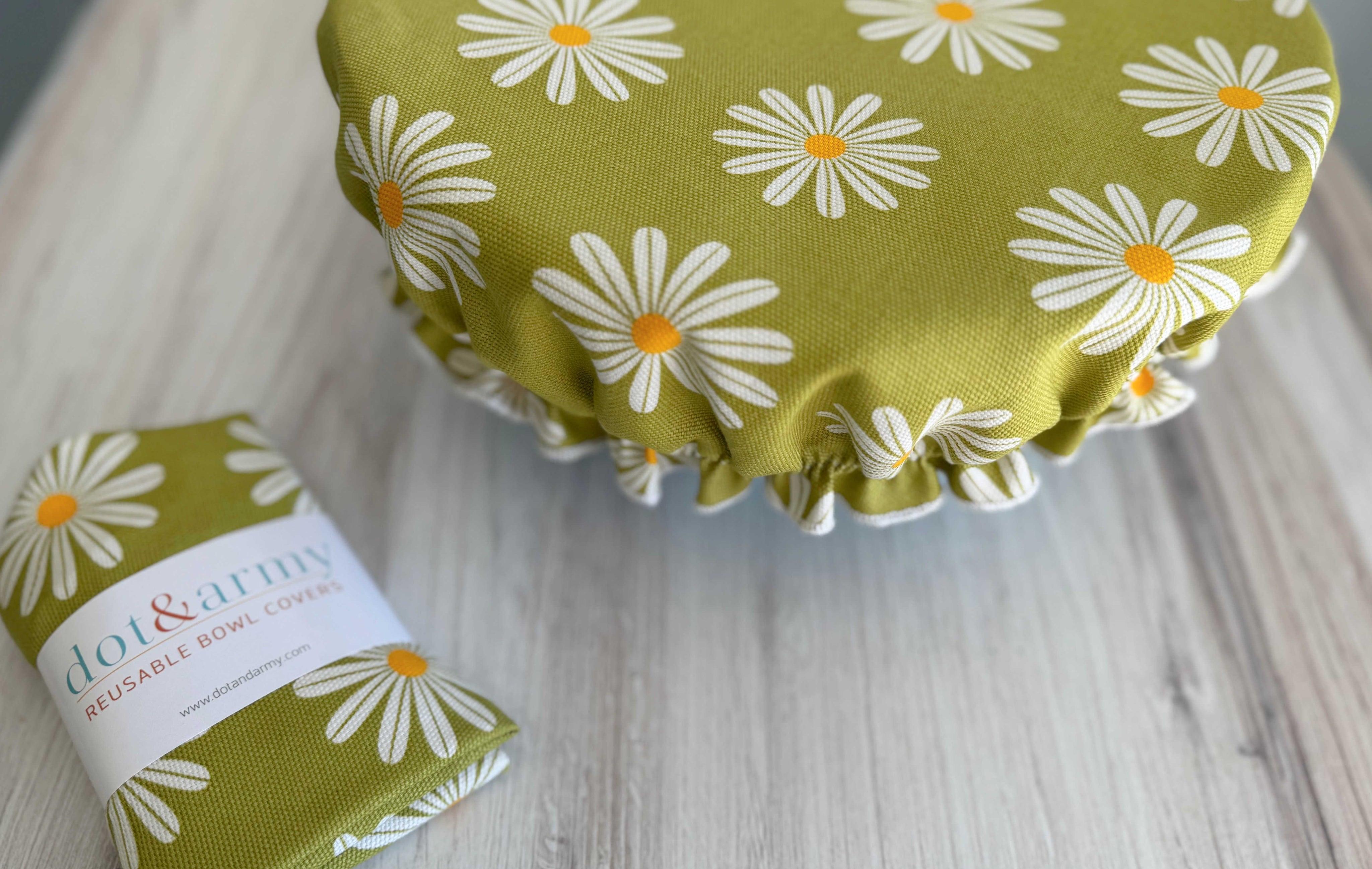 Reusable Bowl Cover in Daisy-zoom-2